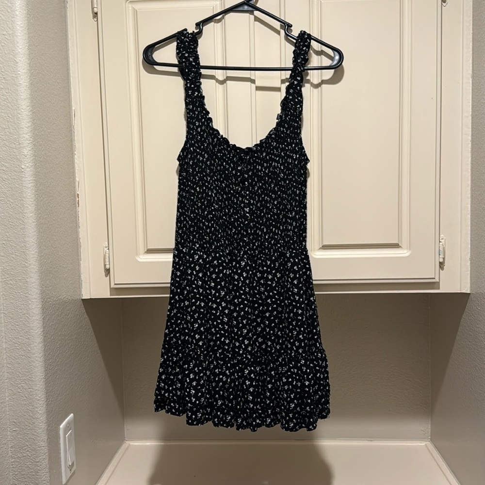 Ditsy floral black romper Aeropostale women's L